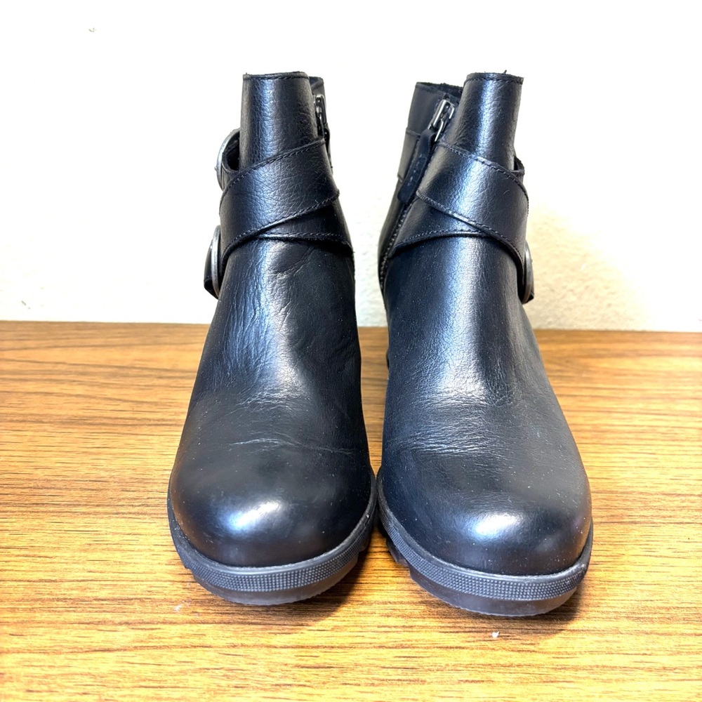 Sorel Women s Joan of Arctic Wedge II Buckle Boots
Rain - Waterproof Black Sz 9 - Picture 2 of 9